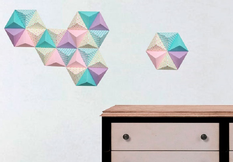 Wall decoration with paper