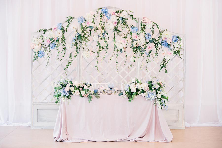 Wedding Decor: How To Save On It?